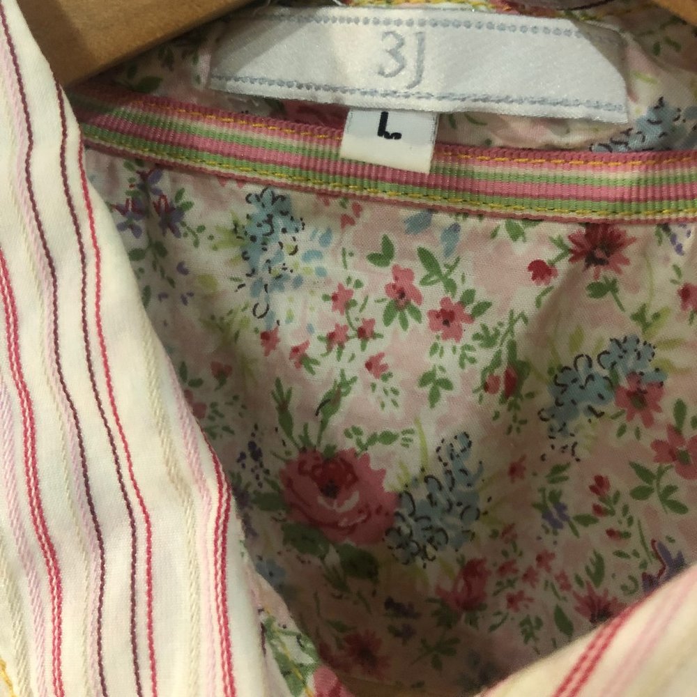 Johnny Was 3J Embroidered 100% Cotton Shirt (size L)
